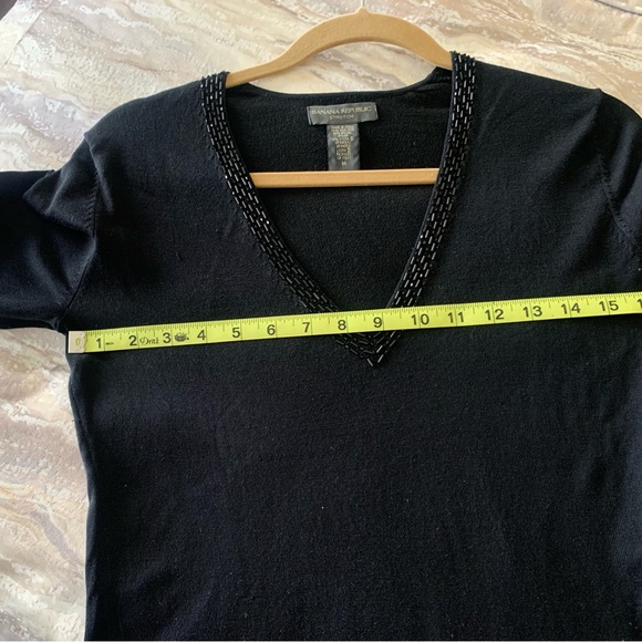 Banana Republic Black Sequin Trim V-Neck Sweater - Picture 6 of 8